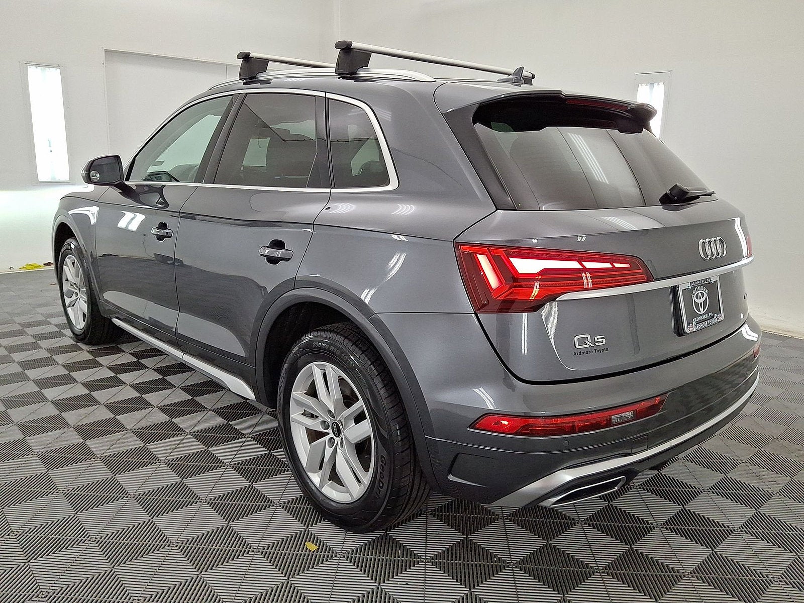 2023 Audi Q5 S line Premium