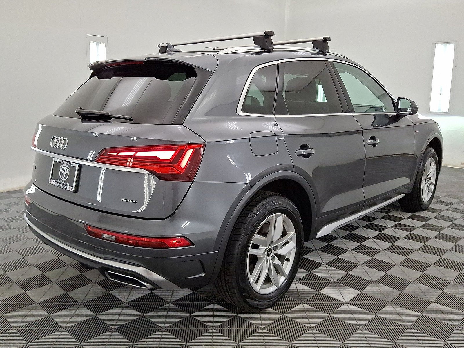 2023 Audi Q5 S line Premium