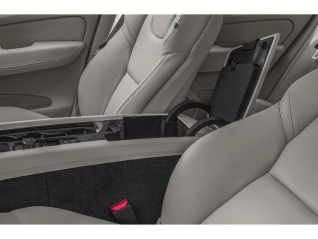 2020 Volvo XC60 Momentum