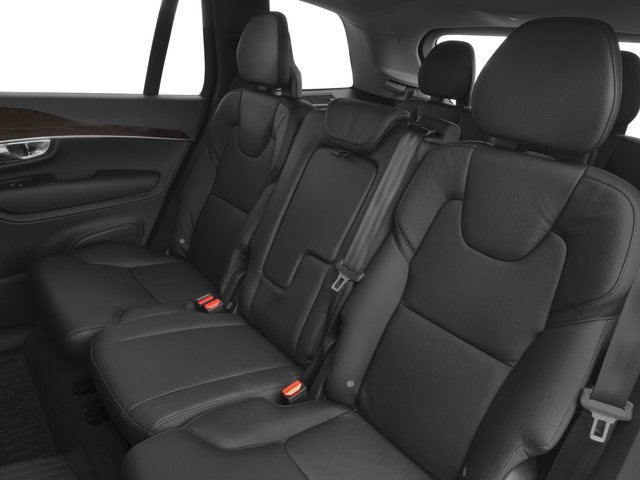 2018 Volvo XC90 Momentum