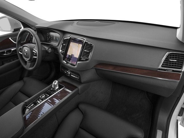 2018 Volvo XC90 Momentum