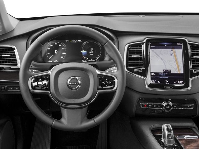 2018 Volvo XC90 Momentum