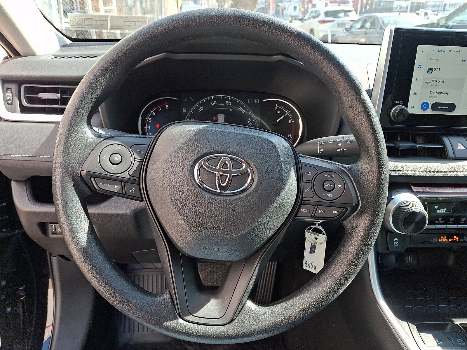 2025 Toyota RAV4 LE