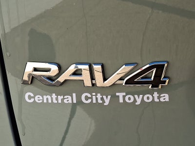 2023 Toyota RAV4 XLE