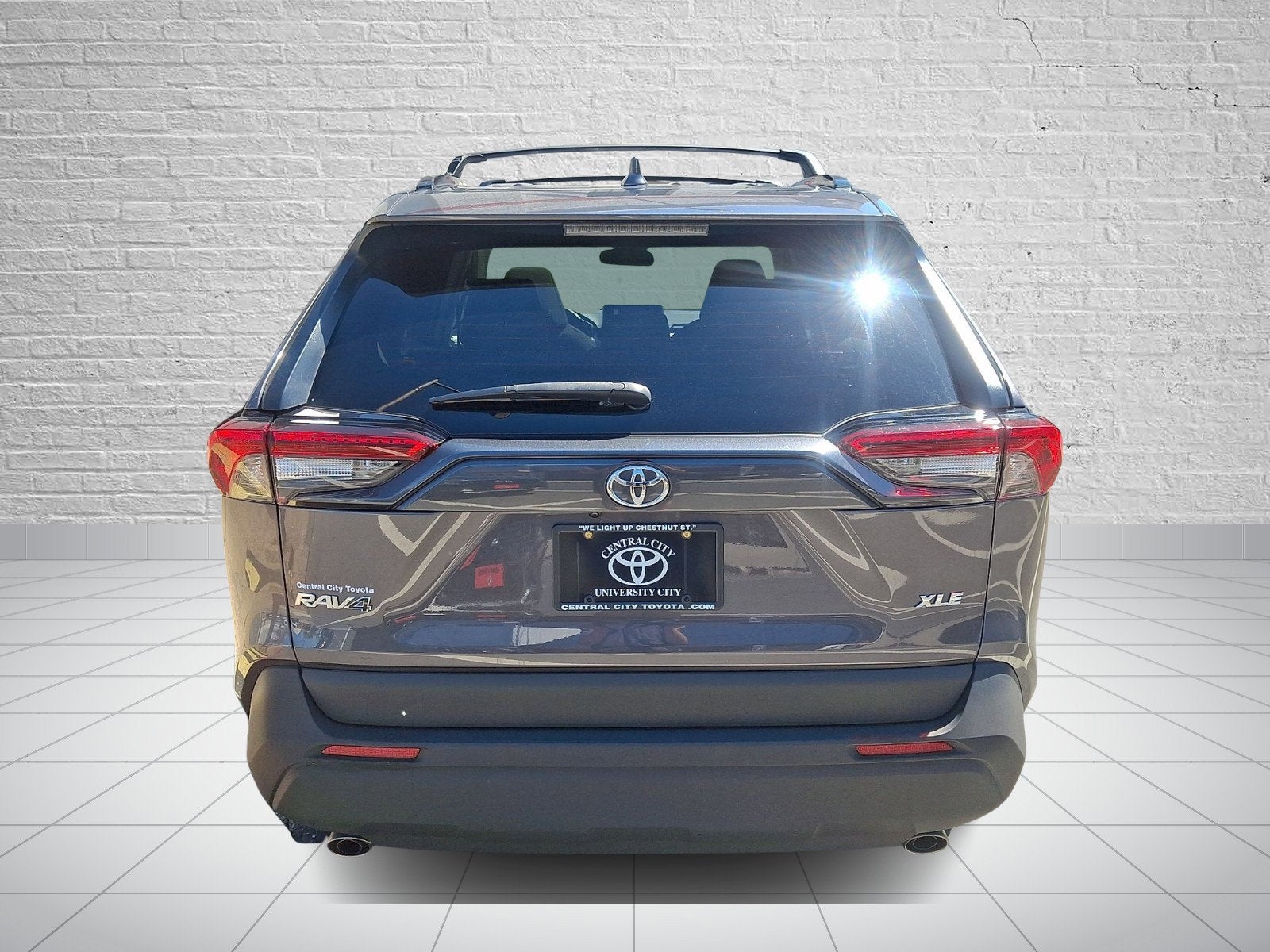2024 Toyota RAV4 XLE - Photo 5