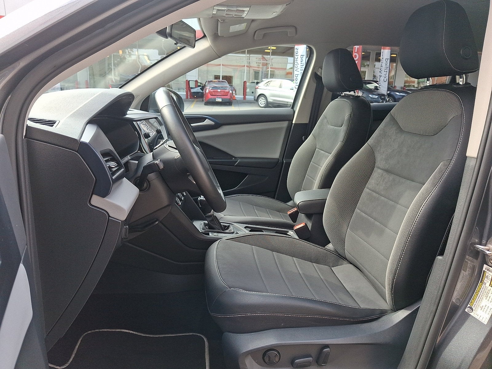 2022 Volkswagen Taos SE