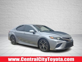 2019 Toyota Camry Hybrid SE