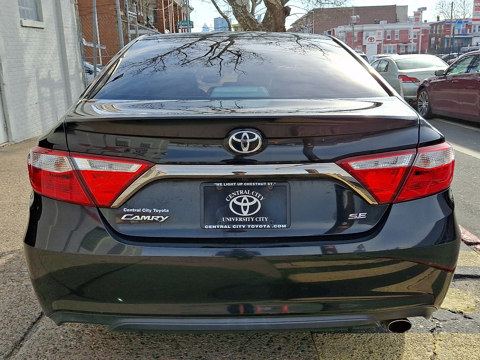 2016 Toyota Camry SE