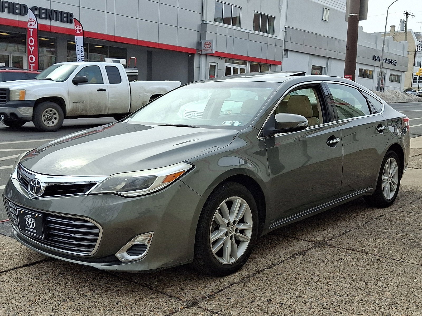 2014 Toyota Avalon XLE