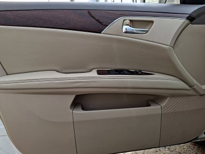 2009 Toyota Avalon XLS