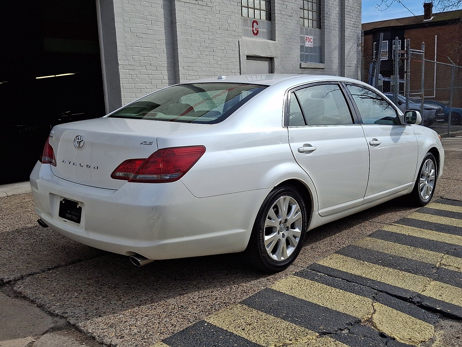 2009 Toyota Avalon XLS