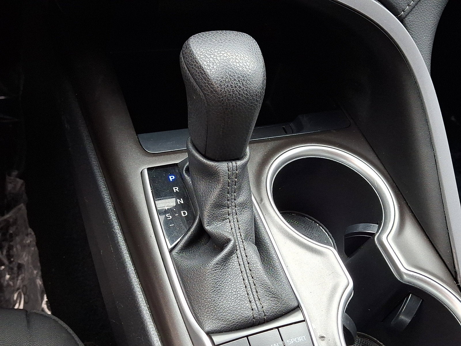 2023 Toyota Camry LE - Photo 14