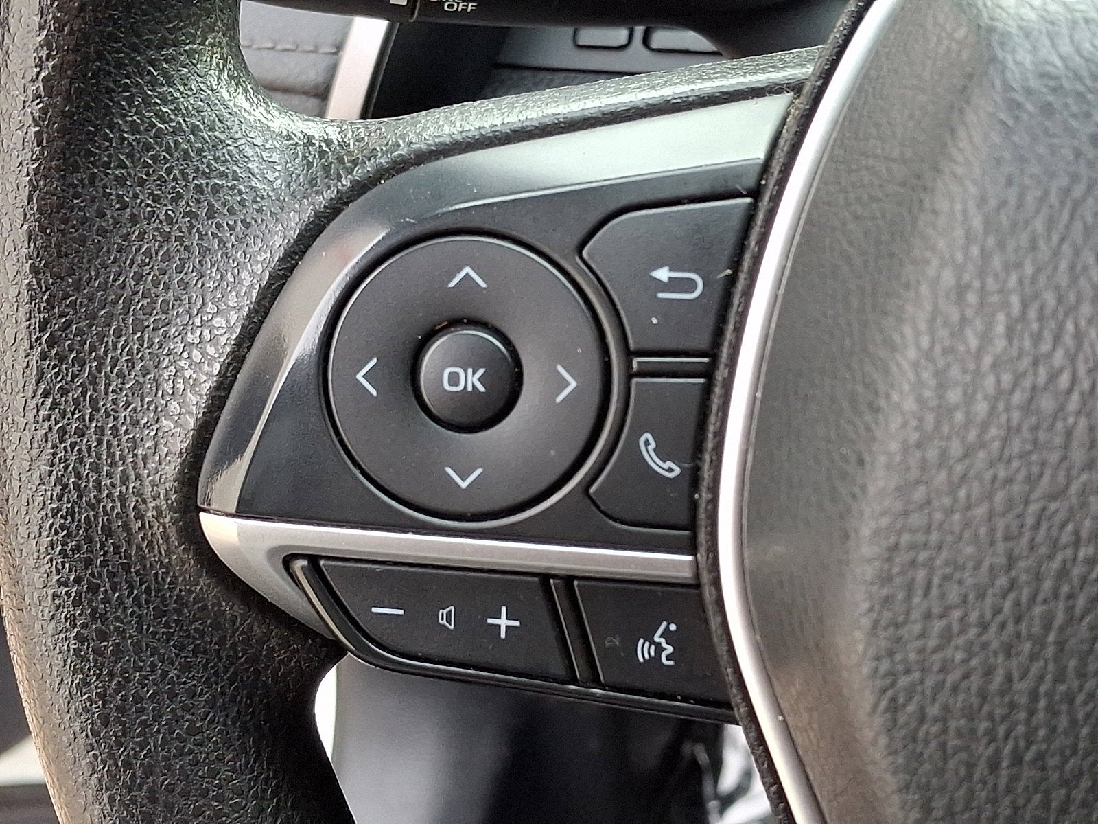 2023 Toyota Camry LE - Photo 20