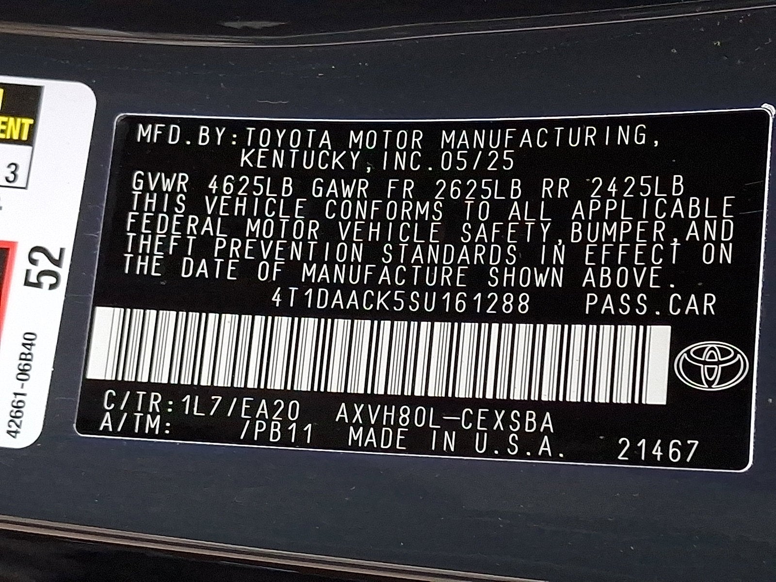 2025 Toyota Camry SE