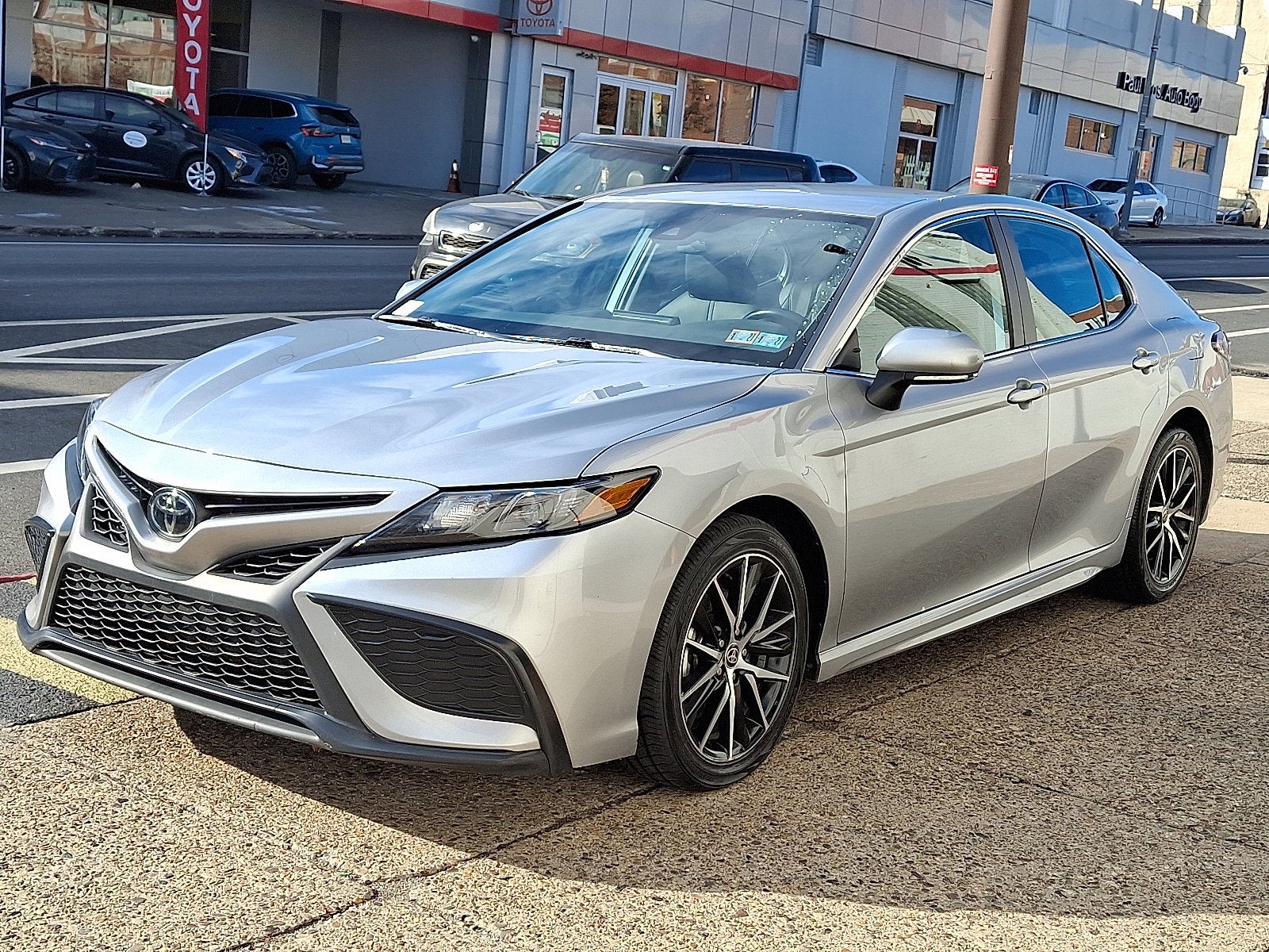2023 Toyota Camry SE
