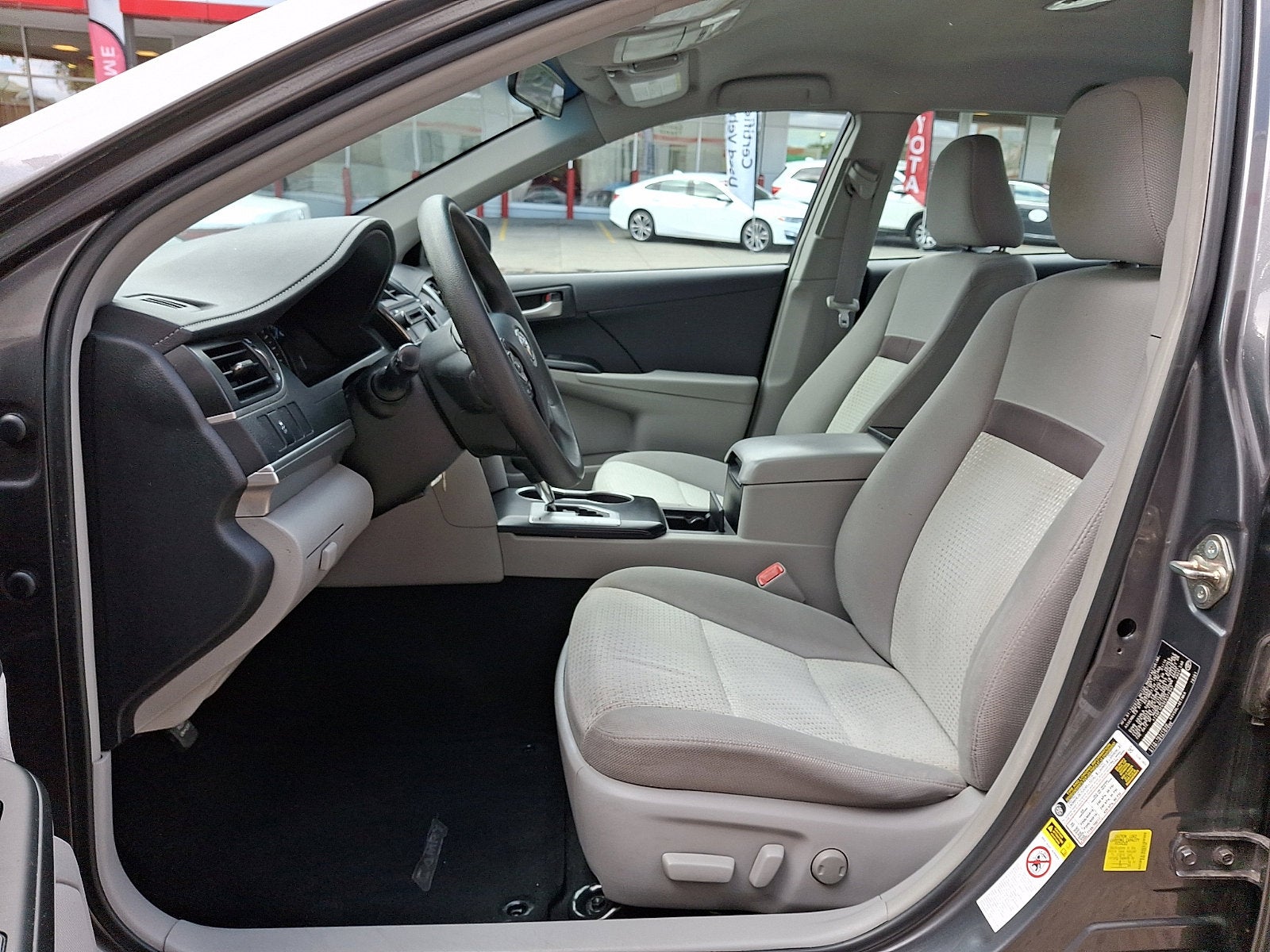 2014 Toyota Camry LE
