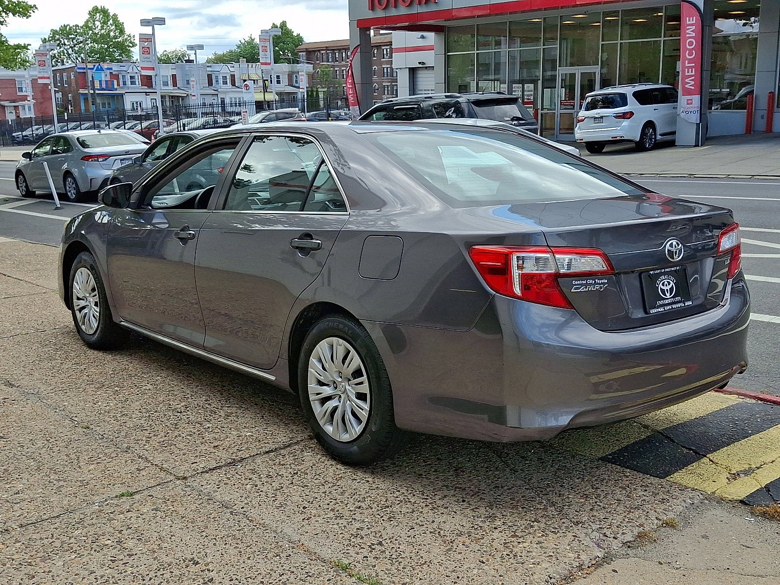 2014 Toyota Camry LE