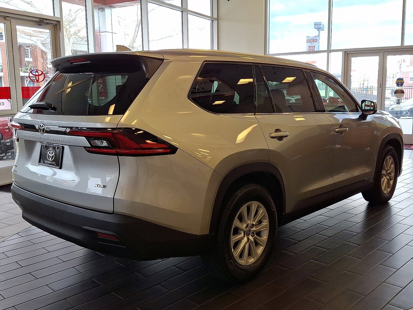 2025 Toyota Grand Highlander XLE