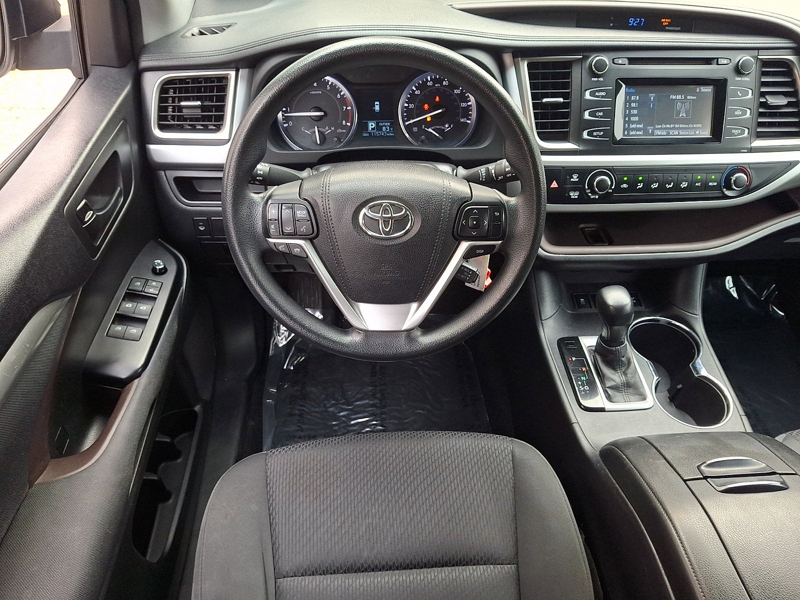 2016 Toyota Highlander LE