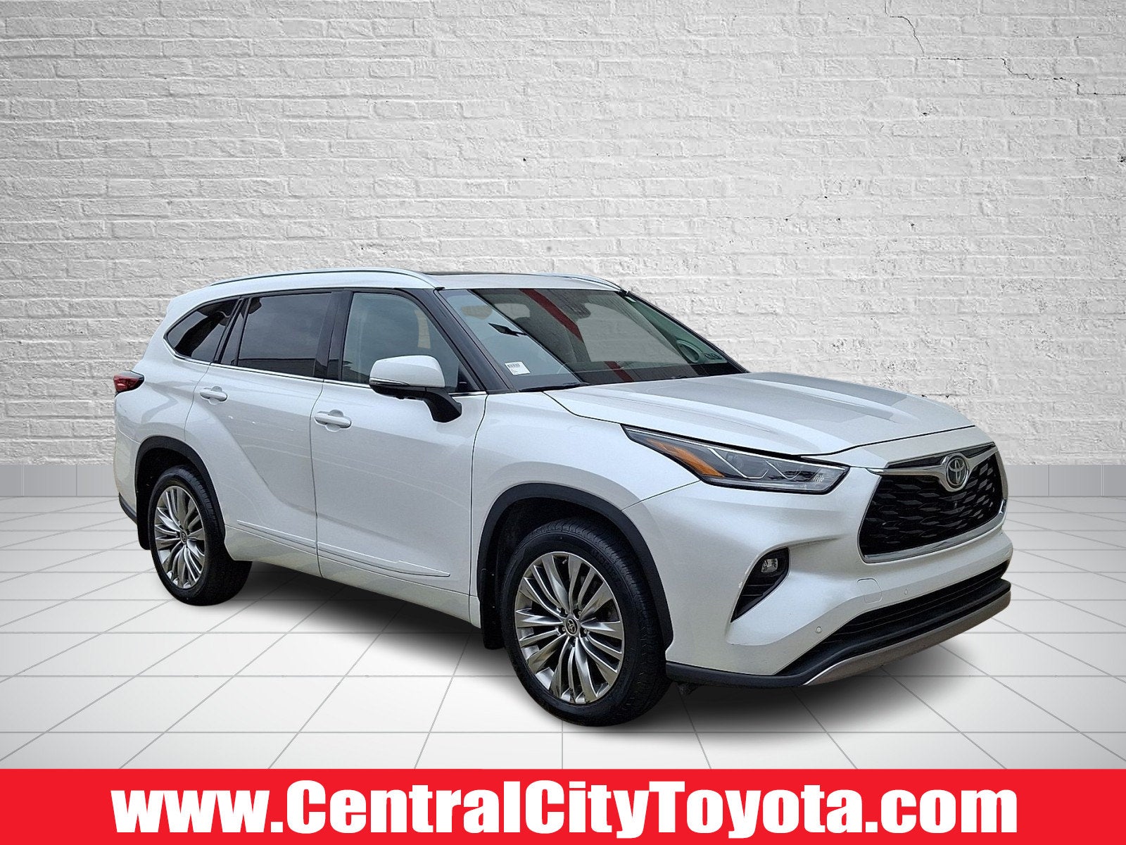 2023 Toyota Highlander Platinum