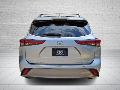2023 Toyota Highlander Platinum