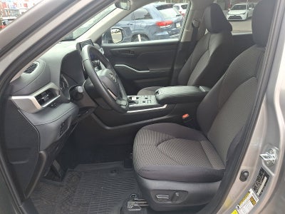 2025 Toyota Highlander XLE