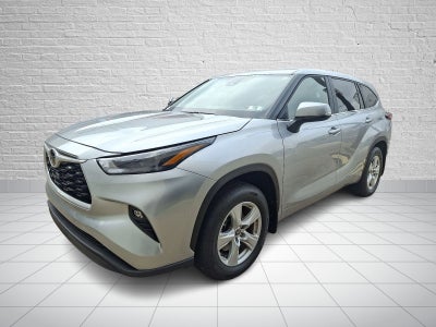 2025 Toyota Highlander XLE