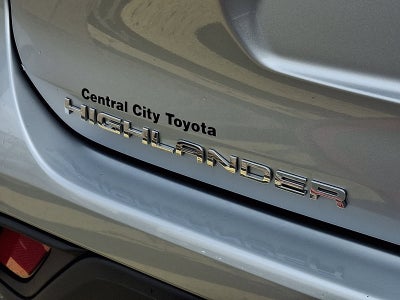 2025 Toyota Highlander XLE
