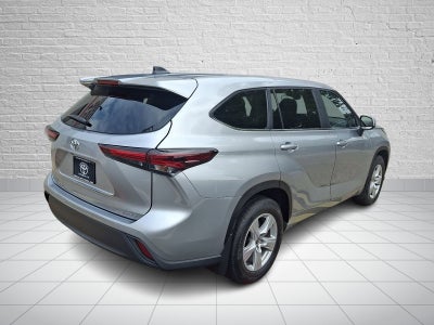 2025 Toyota Highlander XLE
