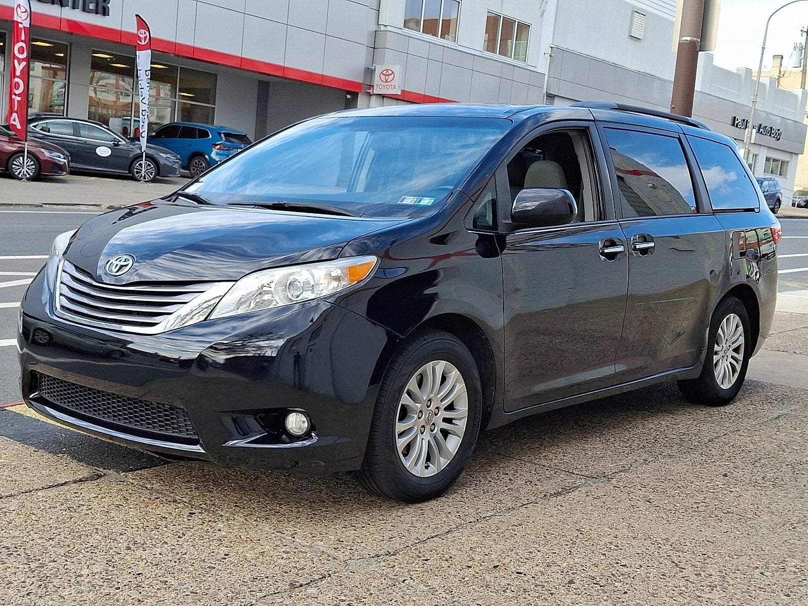 2016 Toyota Sienna XLE