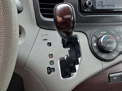 2013 Toyota Sienna XLE