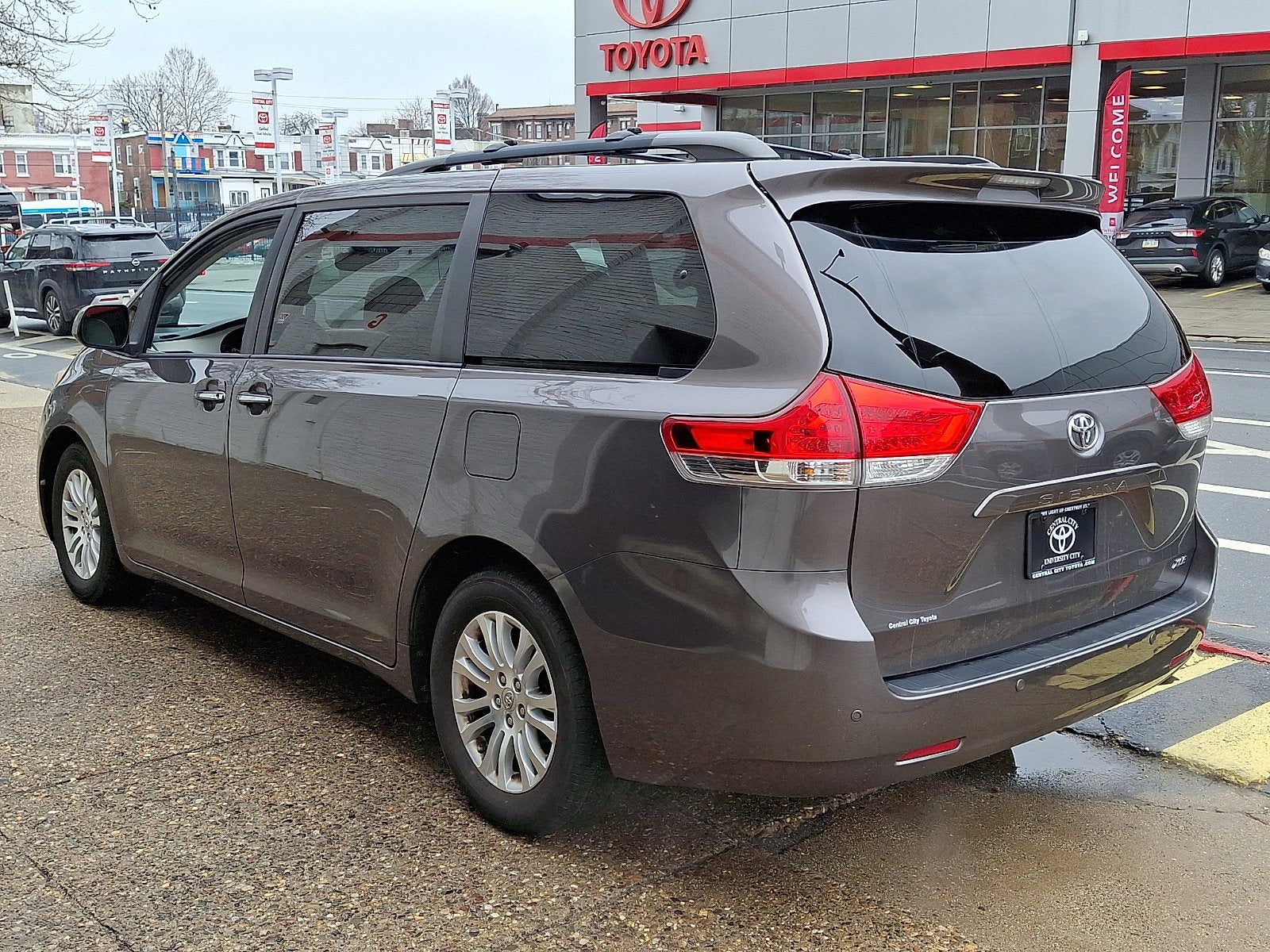 2013 Toyota Sienna XLE