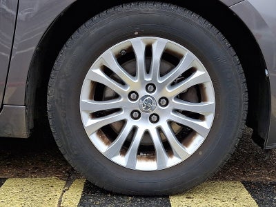 2013 Toyota Sienna XLE