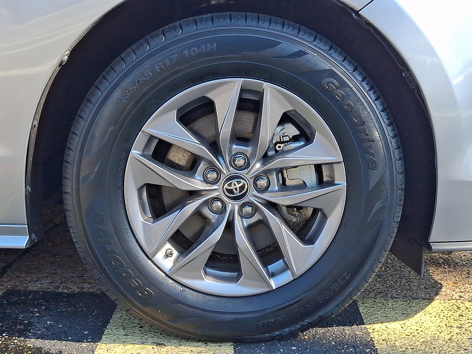 2025 Toyota Sienna XLE