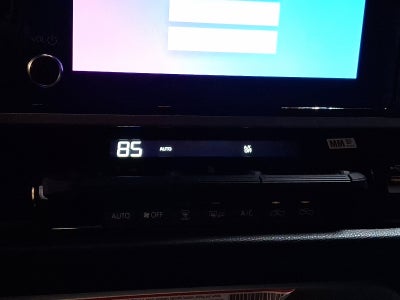 2025 Toyota Tundra 4WD SR5