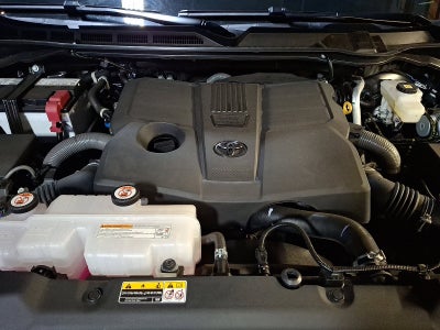 2025 Toyota Tundra 4WD SR5