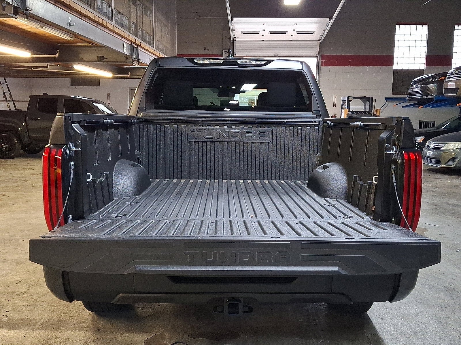 2025 Toyota Tundra 4WD SR5