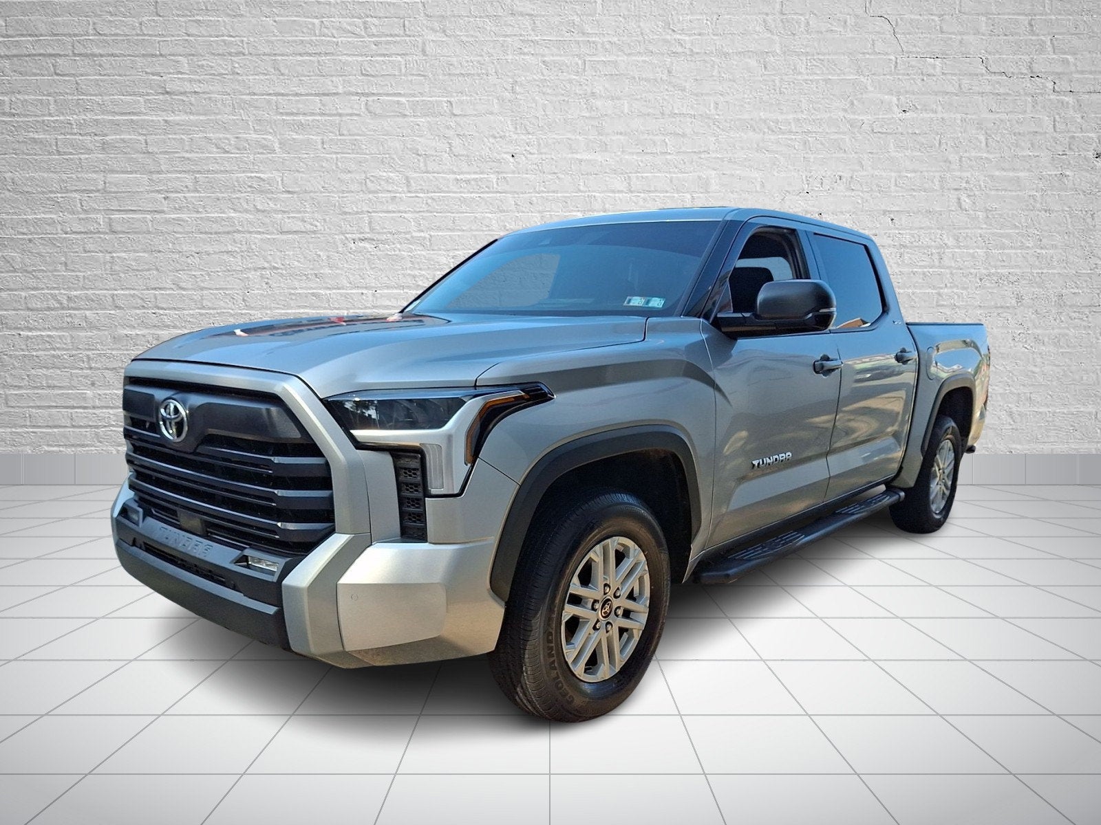 2023 Toyota Tundra 4WD SR5