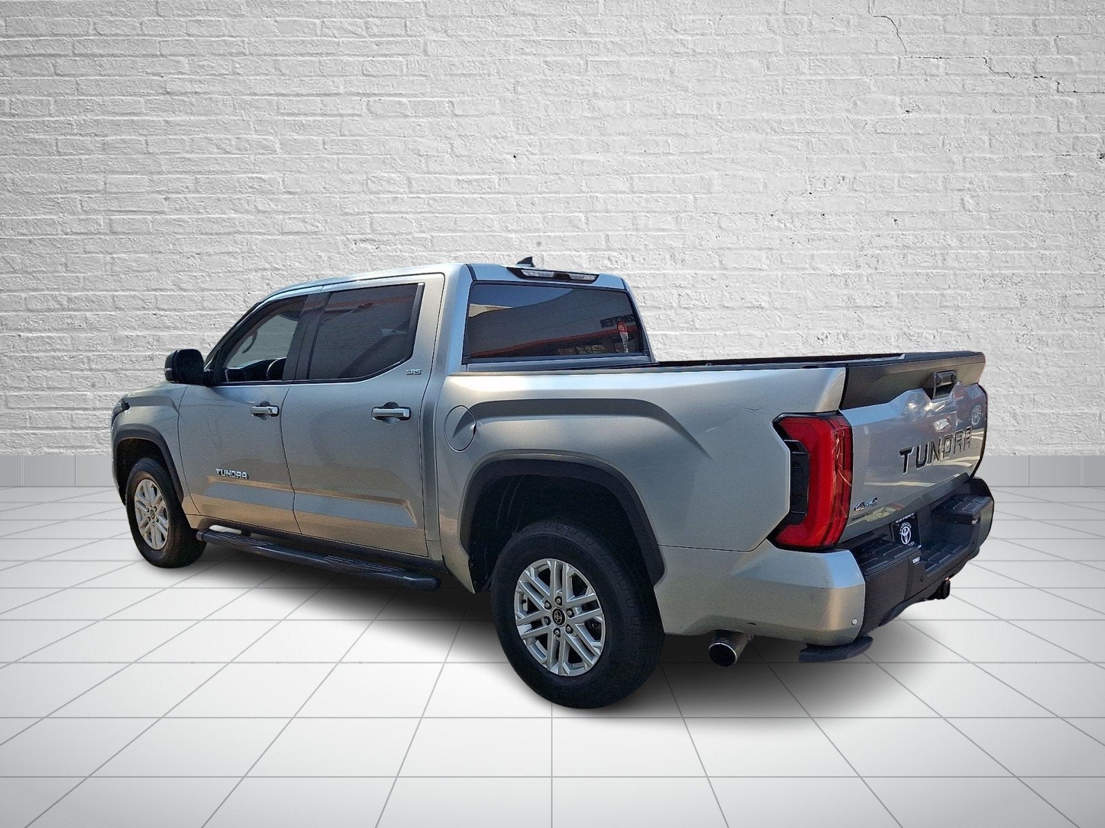 2023 Toyota Tundra 4WD SR5
