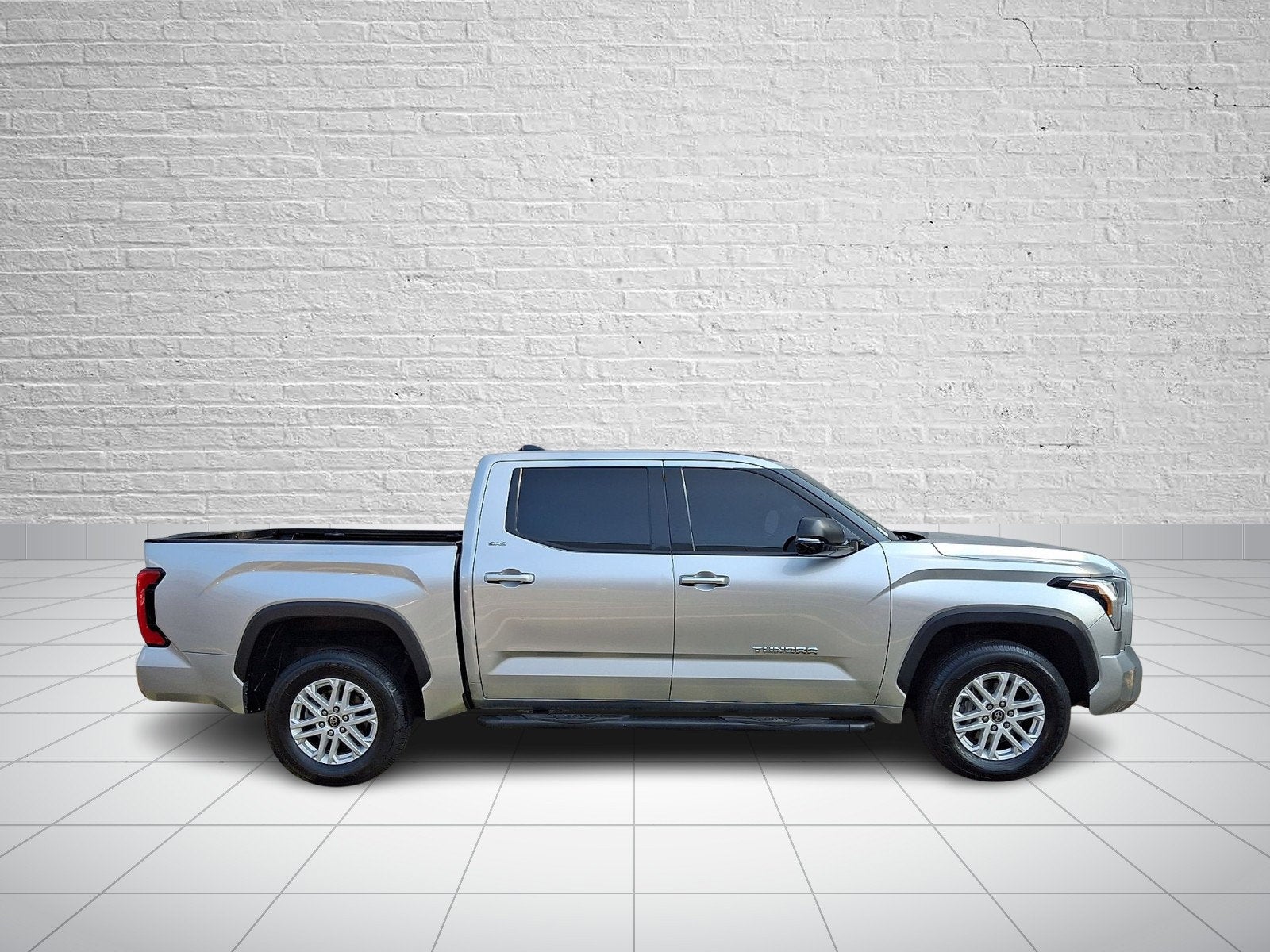 2023 Toyota Tundra 4WD SR5