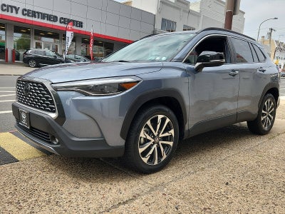2025 Toyota Corolla Cross XLE