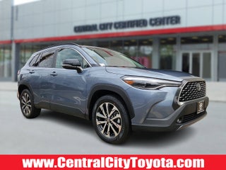 2025 Toyota Corolla Cross XLE