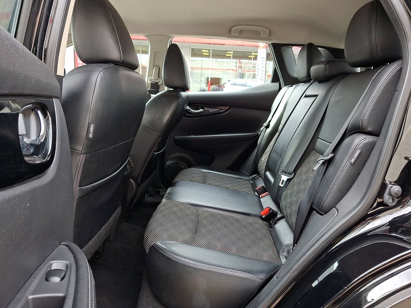 2022 Nissan Rogue Sport SV