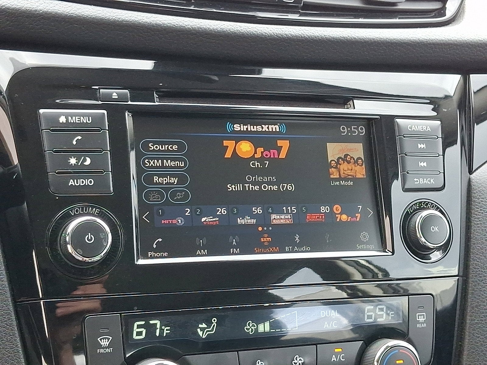 2022 Nissan Rogue Sport SV