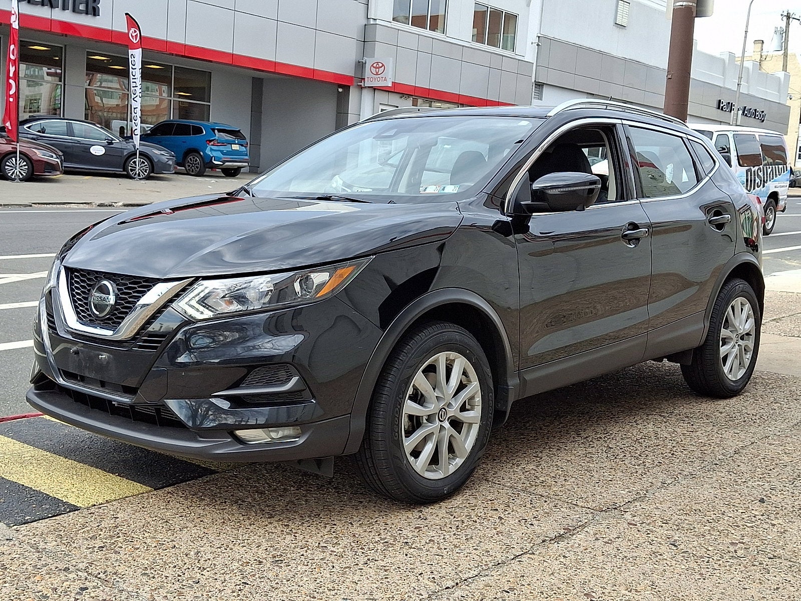 2022 Nissan Rogue Sport SV