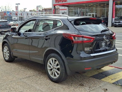 2022 Nissan Rogue Sport SV