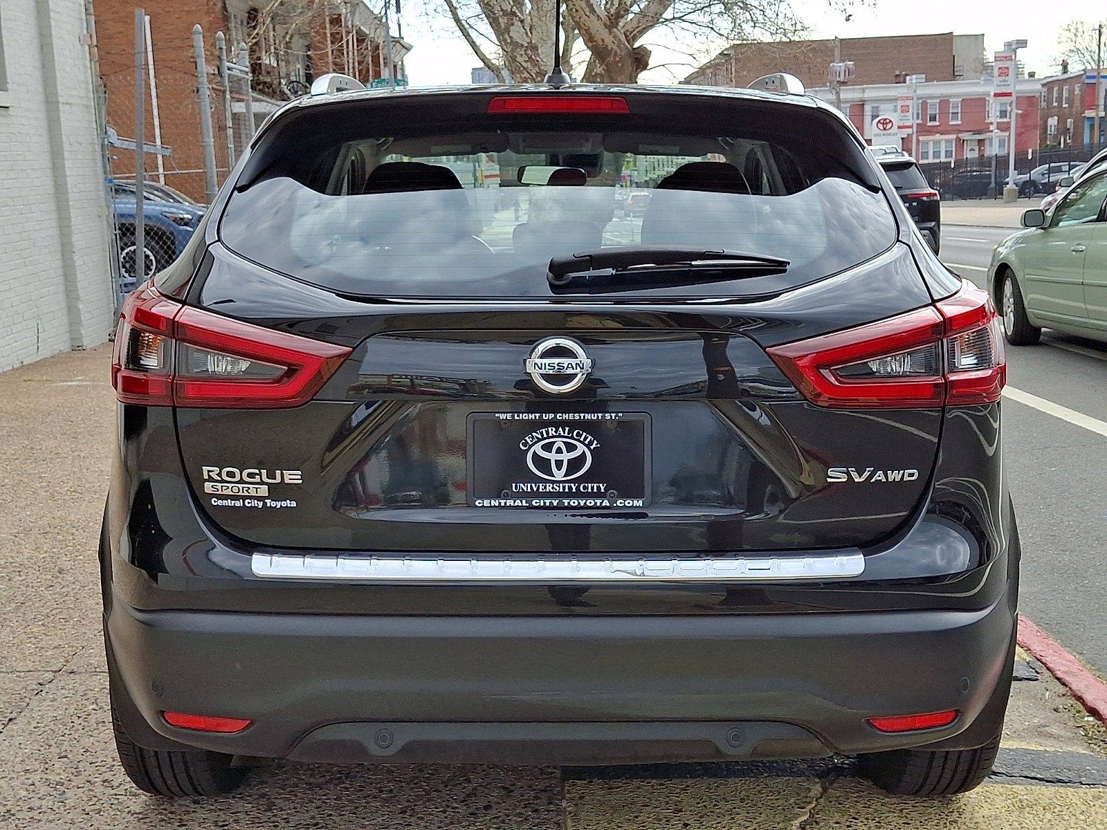 2022 Nissan Rogue Sport SV