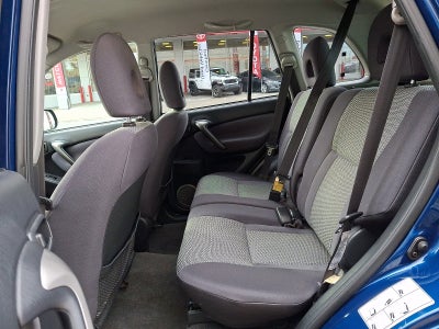 2005 Toyota RAV4 Base