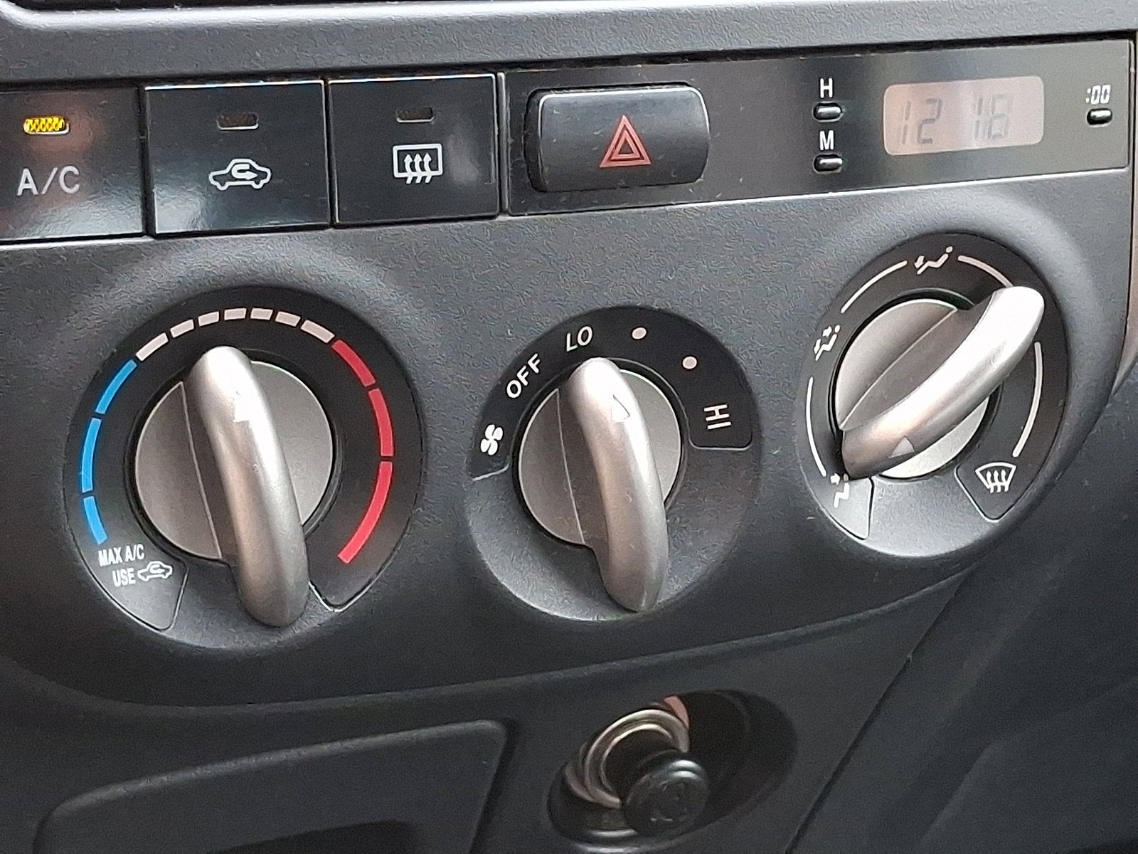 2005 Toyota RAV4 Base