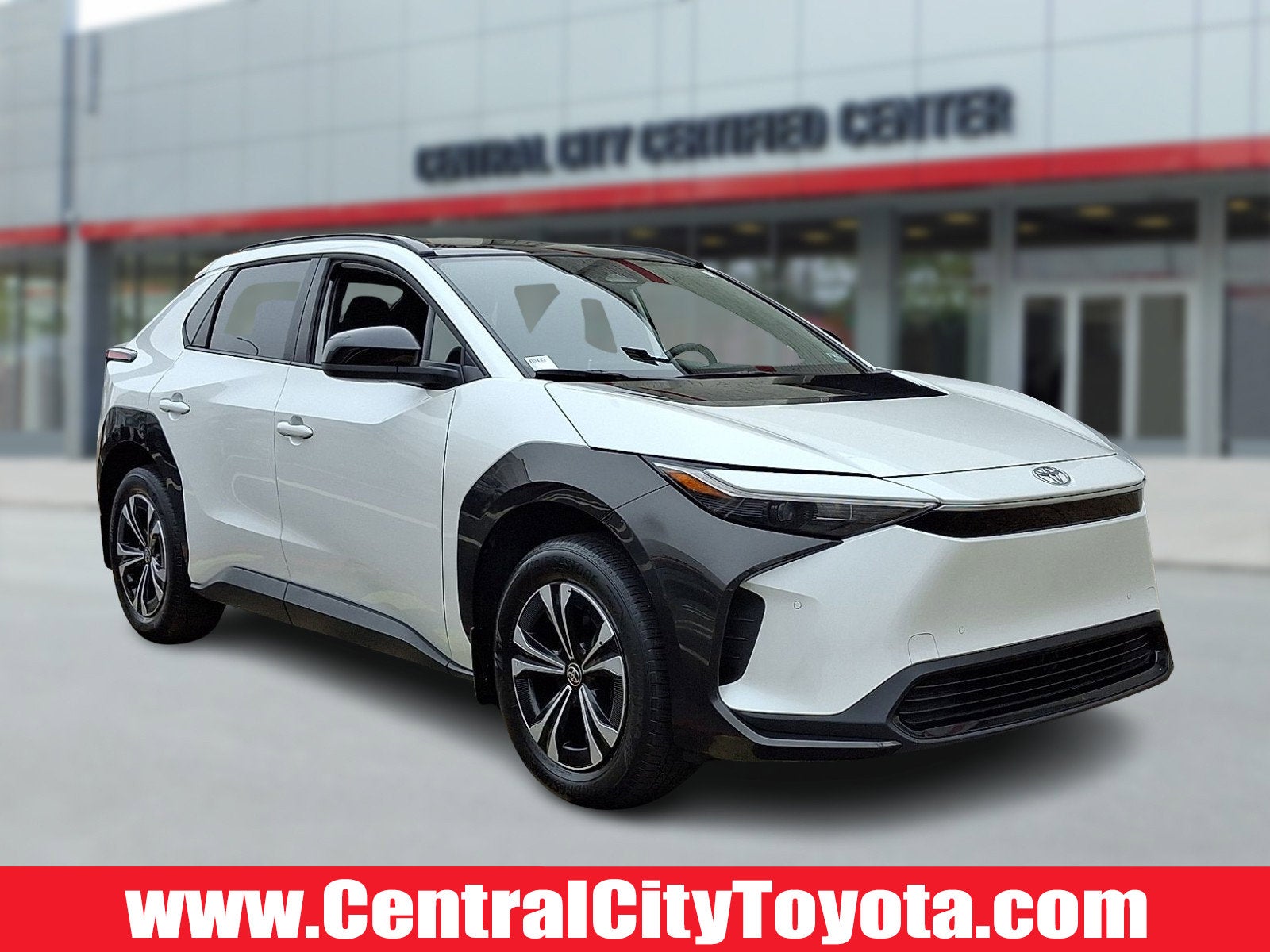 2024 Toyota bZ4X XLE